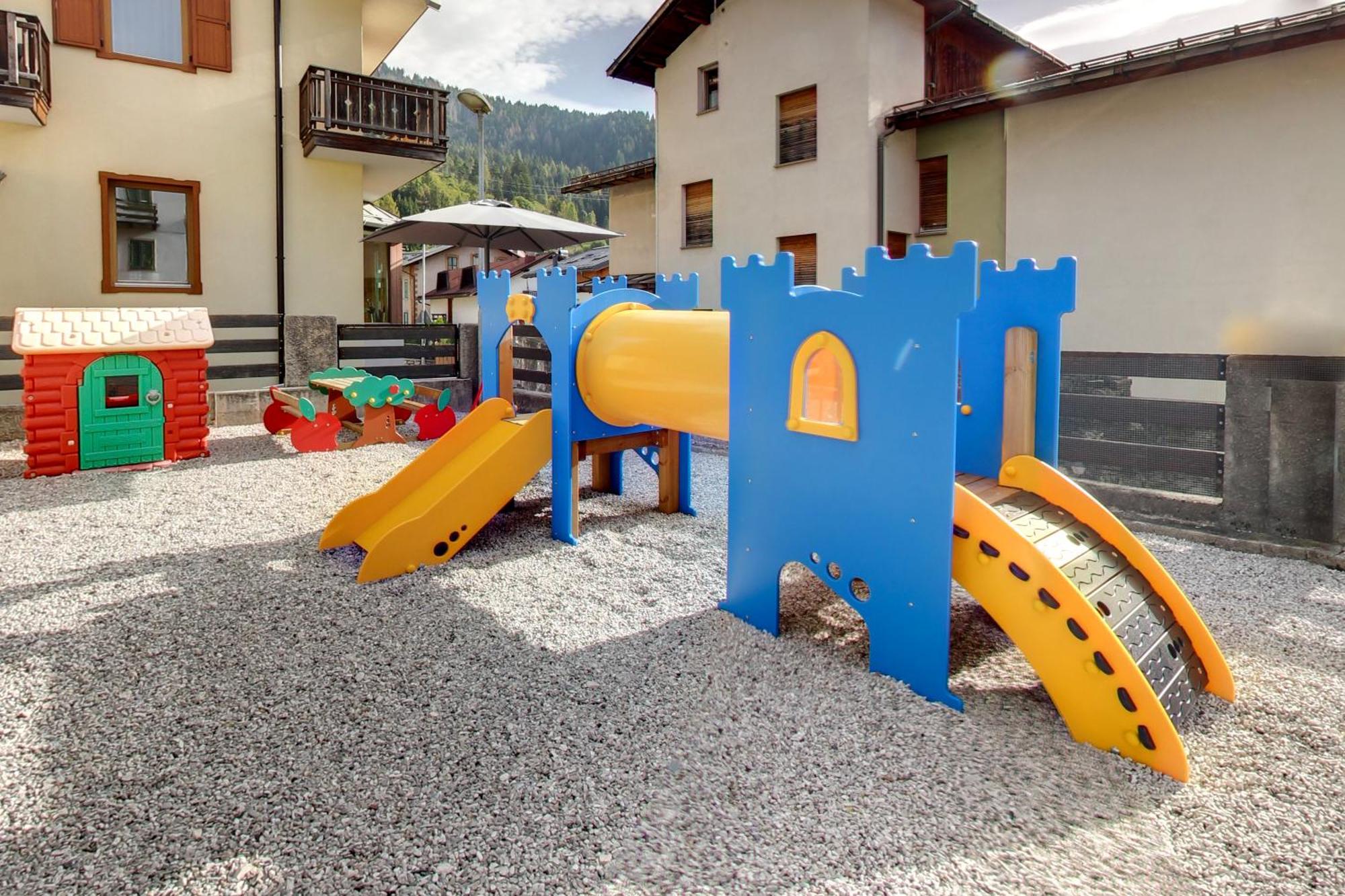 Hotel La Nuova Montanina Auronzo di Cadore Kültér fotó